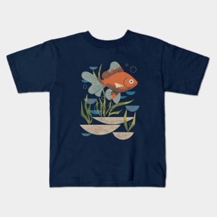 Swimming Fantail Kids T-Shirt